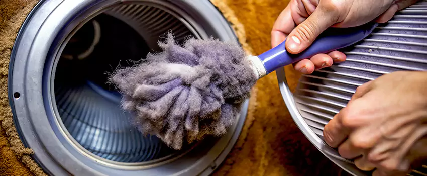 Signs Of A Clogged Dryer Lint Trap in Chatham, Ontario